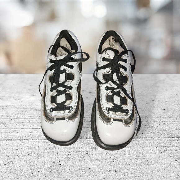 Vintage DR. MARTENS trainer. Size 7 Men's Women's 9 - Picture 7 of 8